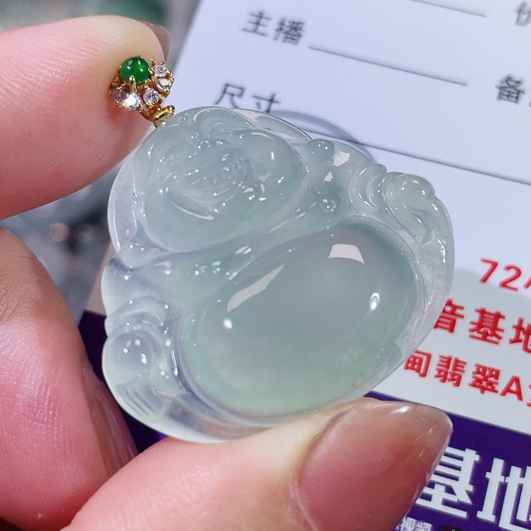 翡翠18K金镶嵌颈饰佛公