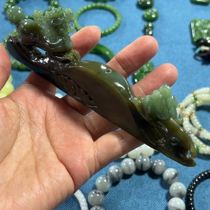 和田玉（碧玉）未镶嵌摆件