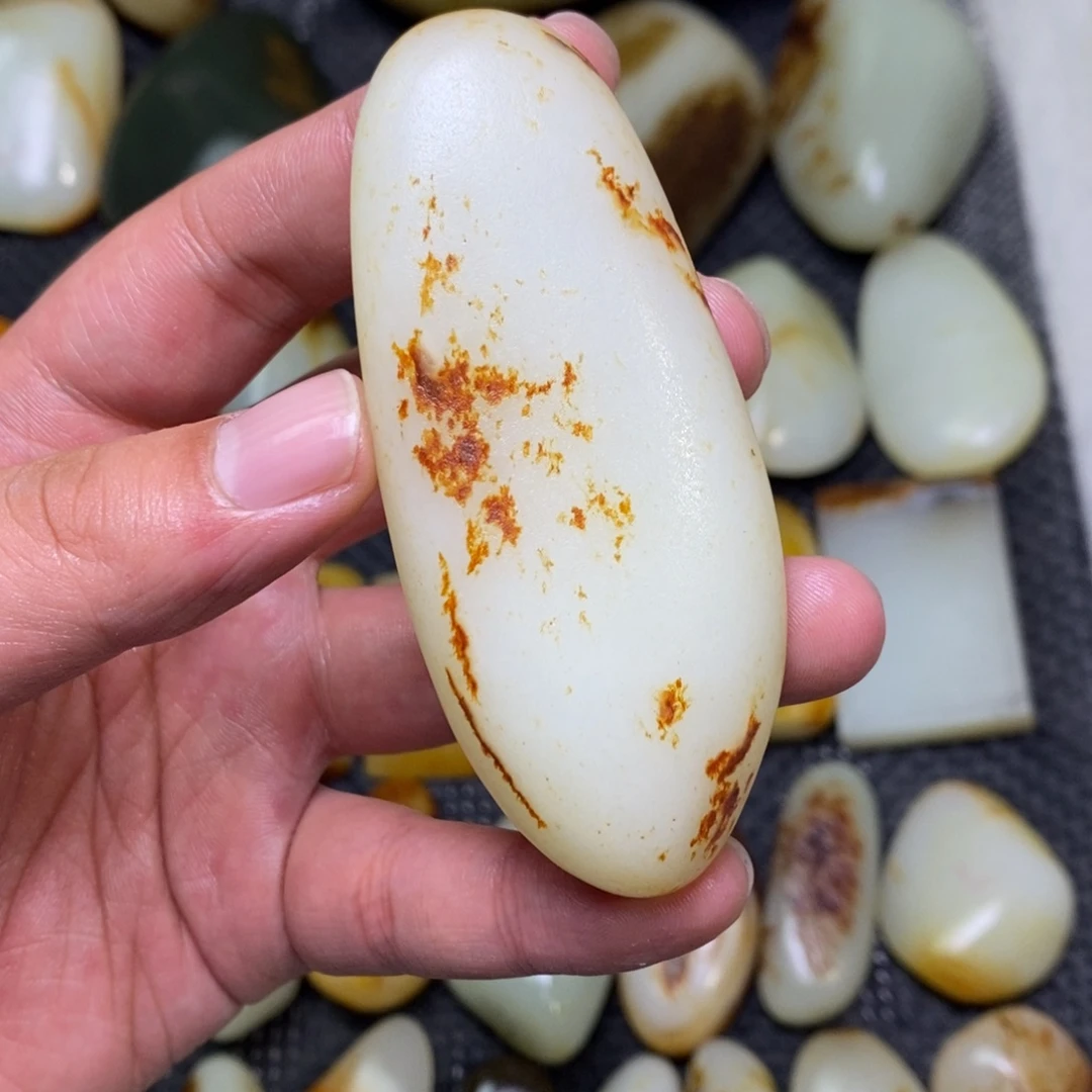 麻***仁定制和田玉未镶嵌和田玉