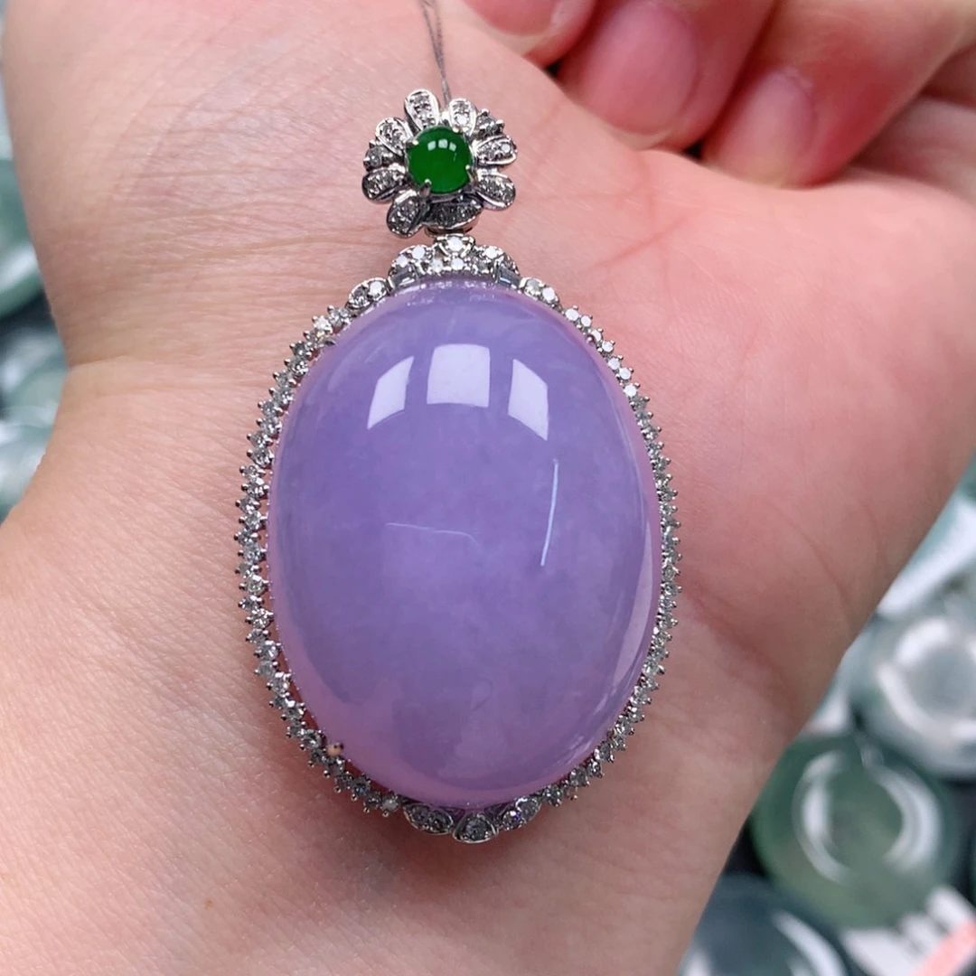 颈饰18K金镶嵌翡翠天然翡翠