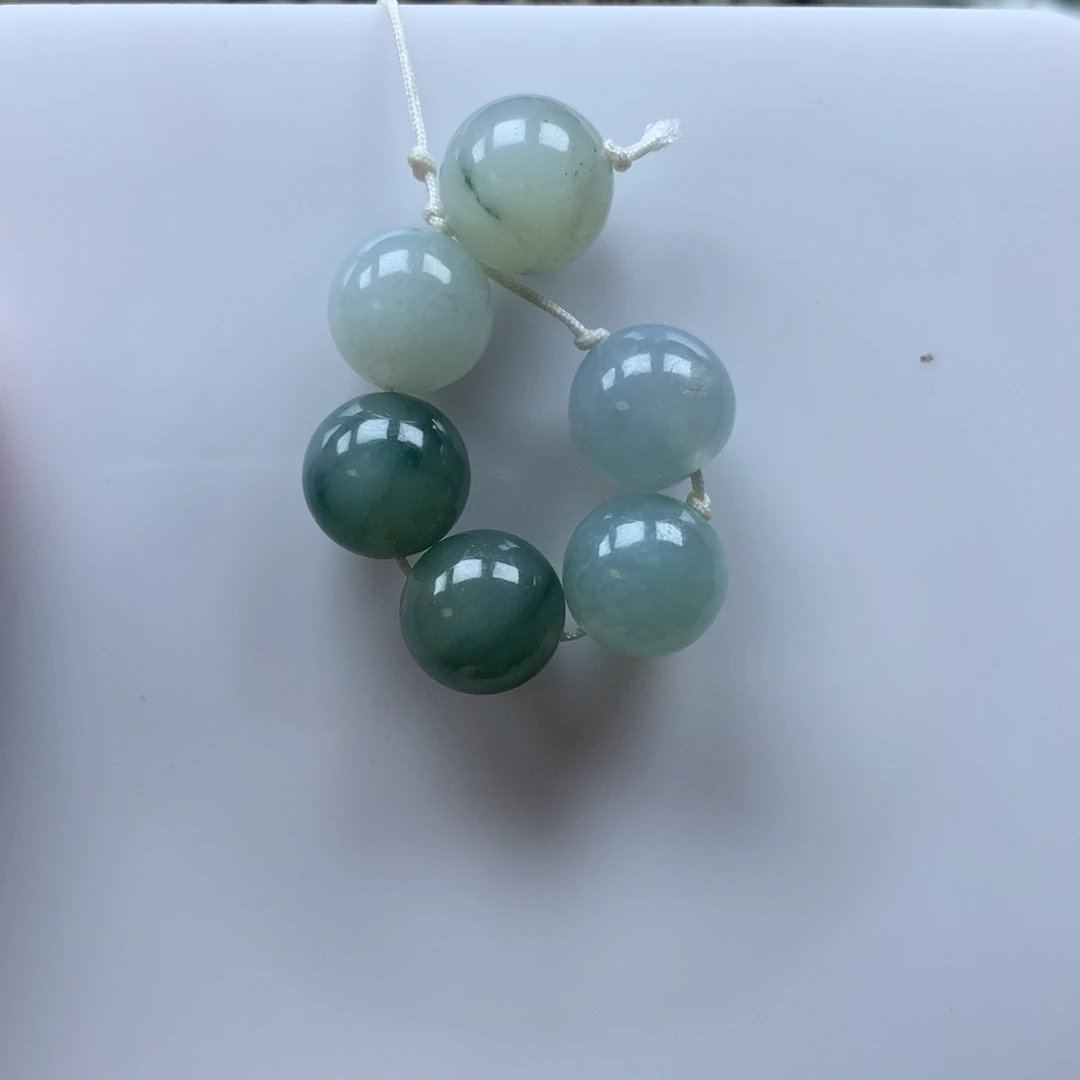 弗***兹翡翠未镶嵌手串缅甸天然翡翠手串12.7卡