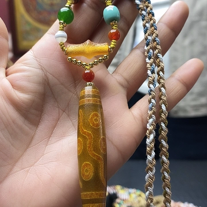 玛瑙/玉髓合金颈饰