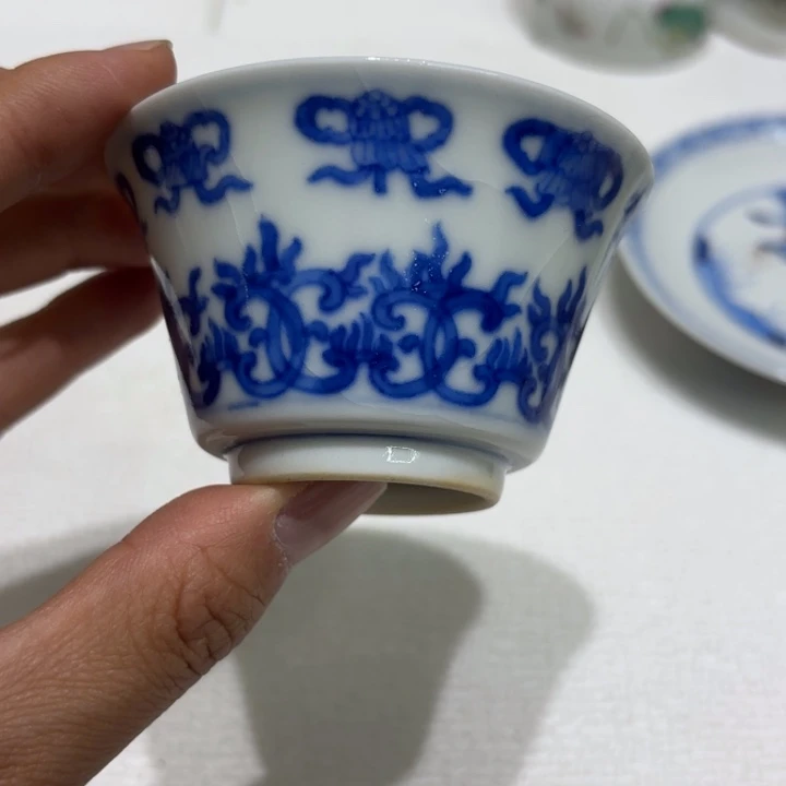 设***飞瓷片精美的陶瓷摆件……