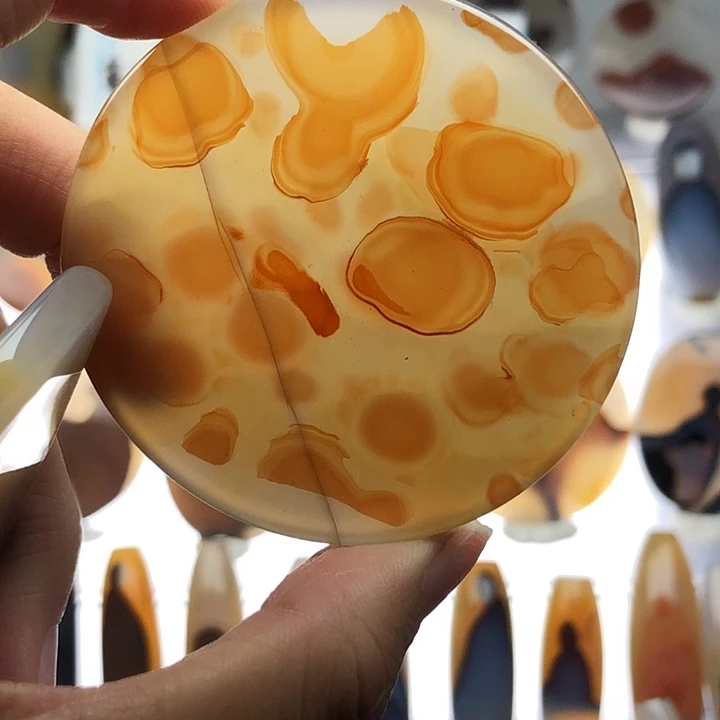 玛瑙/玉髓未镶嵌珠宝半成品19