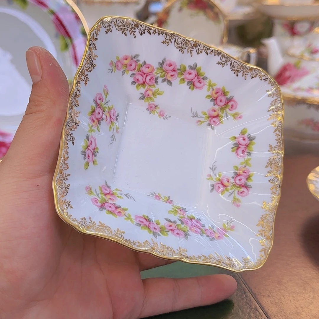 摆件欧洲瓷器收藏鉴赏系列产品