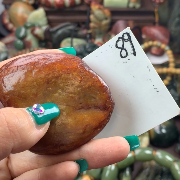 岫岩河磨玉（透闪石质玉）把件未镶嵌