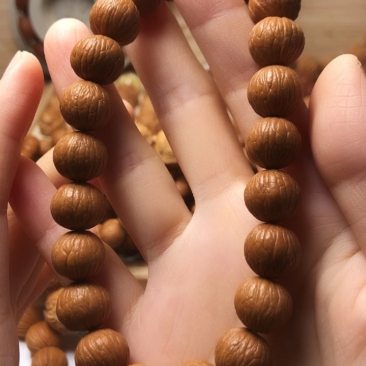 猴头原皮凤羽雕刻