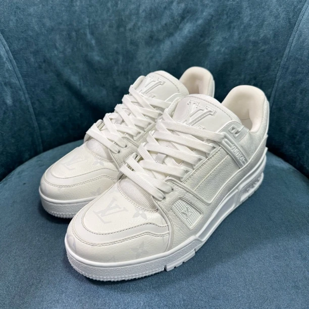 99新 LouisVuitton/路易威登 【试穿福利】白老花trainer板鞋