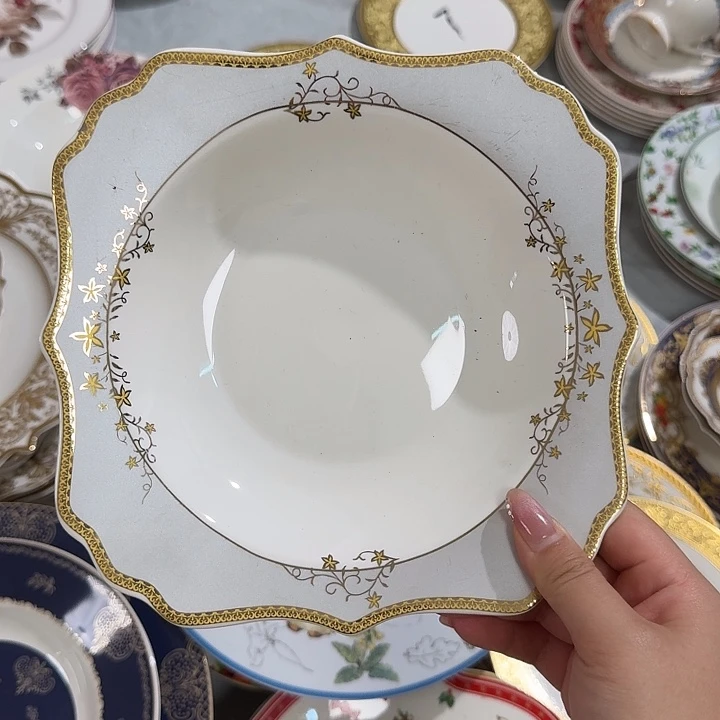 瓷8英寸灰色金边草帽盘4个