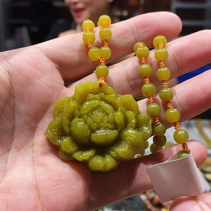 未镶嵌岫玉毛衣链