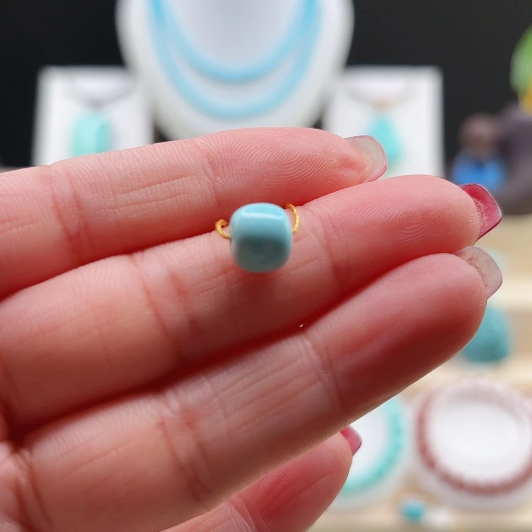 绿松石配饰未镶嵌