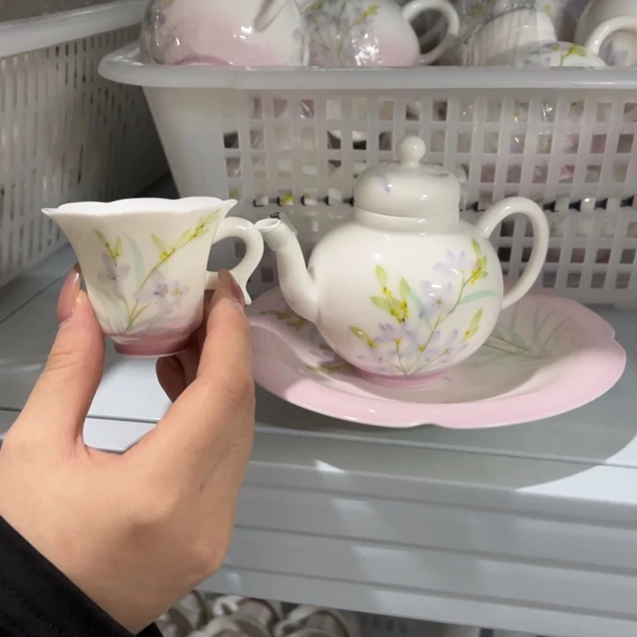 三件套哈哈哈哈哈哈