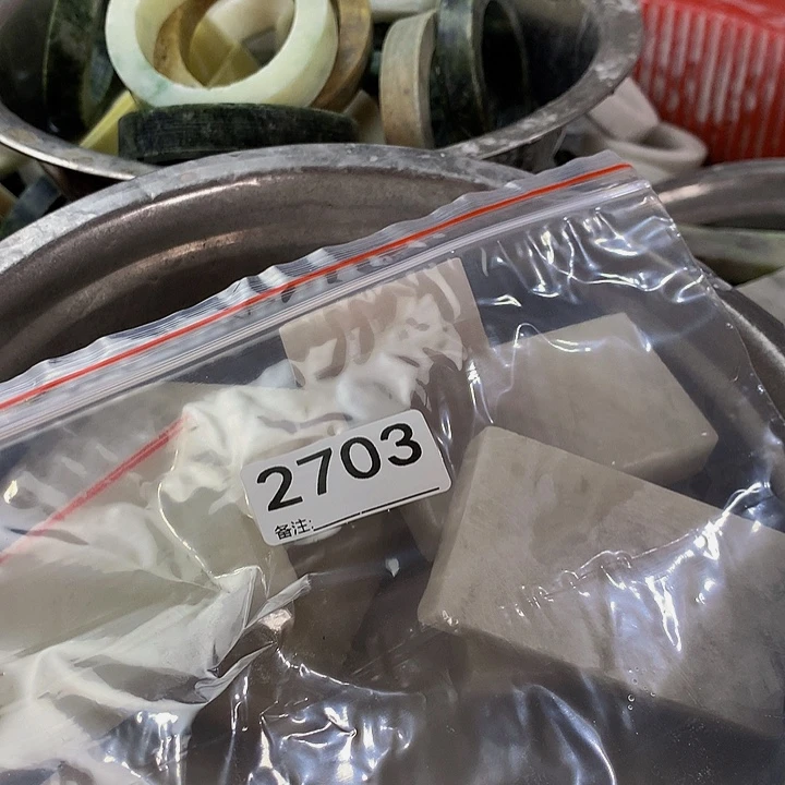 用***檬蛇纹石玉未镶嵌手镯
