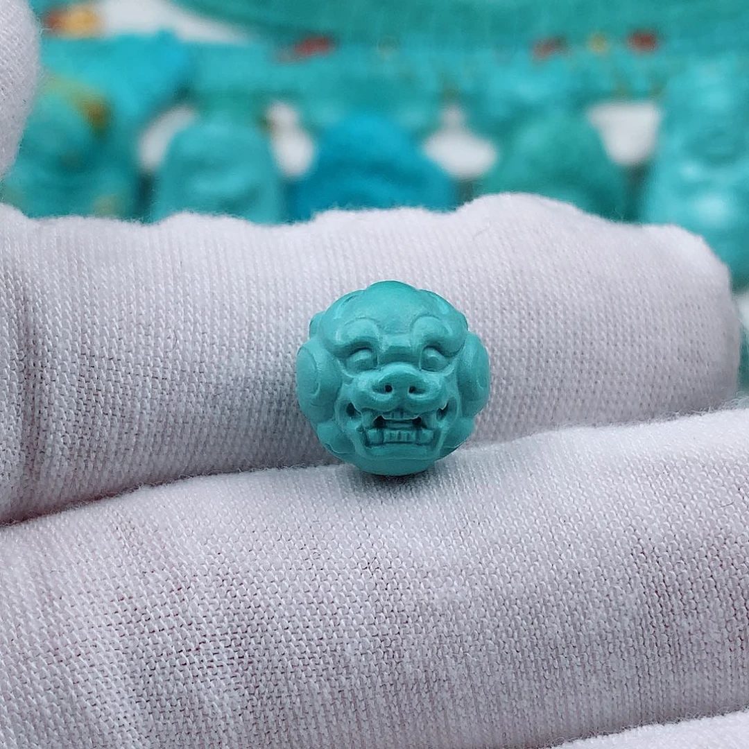 绿松石未镶嵌貔貅兽珠2.03克