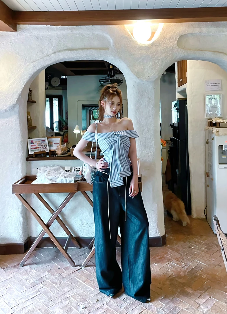 XIAOXIN【潮流牛仔】辣妹木耳边双腰头设计休闲牛仔裤LWJ25A1K620