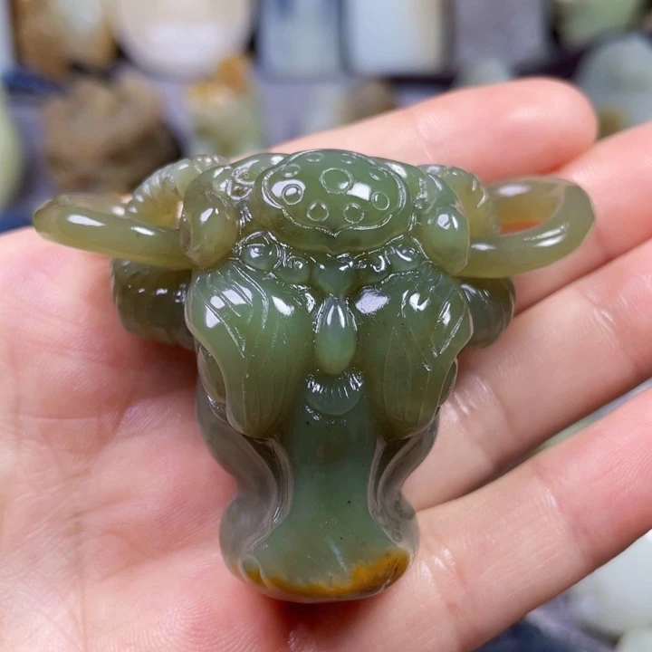 未镶嵌和田玉挂件