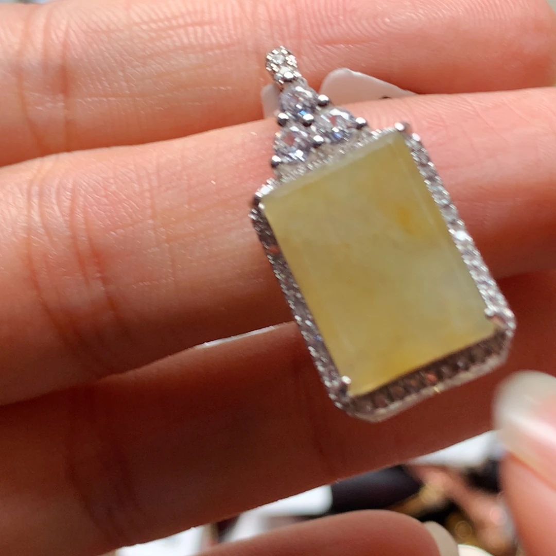 翡翠戒指银S925镶嵌天然翡翠吊坠