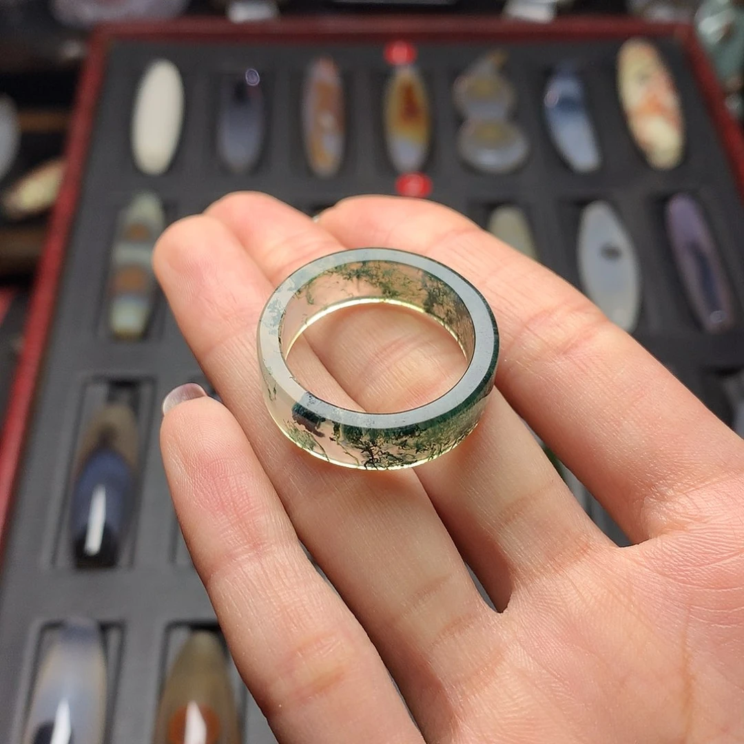 玛瑙/玉髓项圈未镶嵌