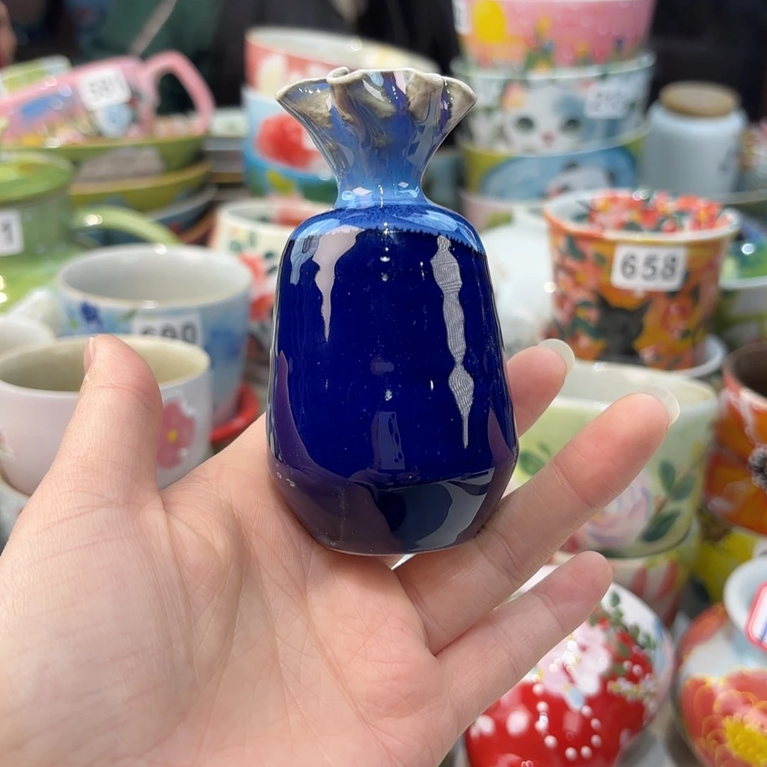 瓷片兔兔好可爱呀打个