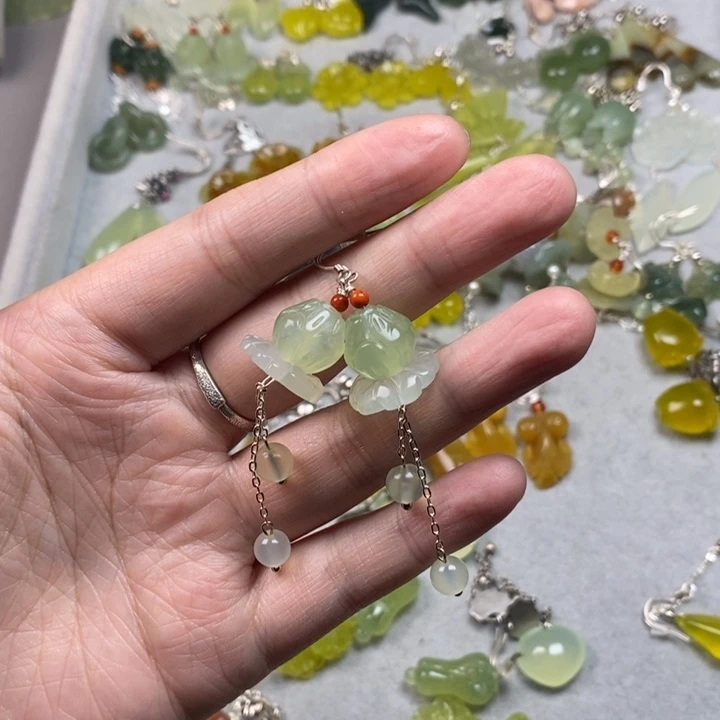 蛇纹石玉未镶嵌挂件耳饰耳环项链