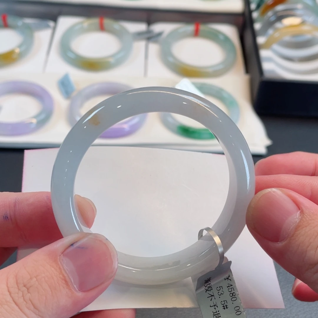 翡翠手镯未镶嵌53.5正圈