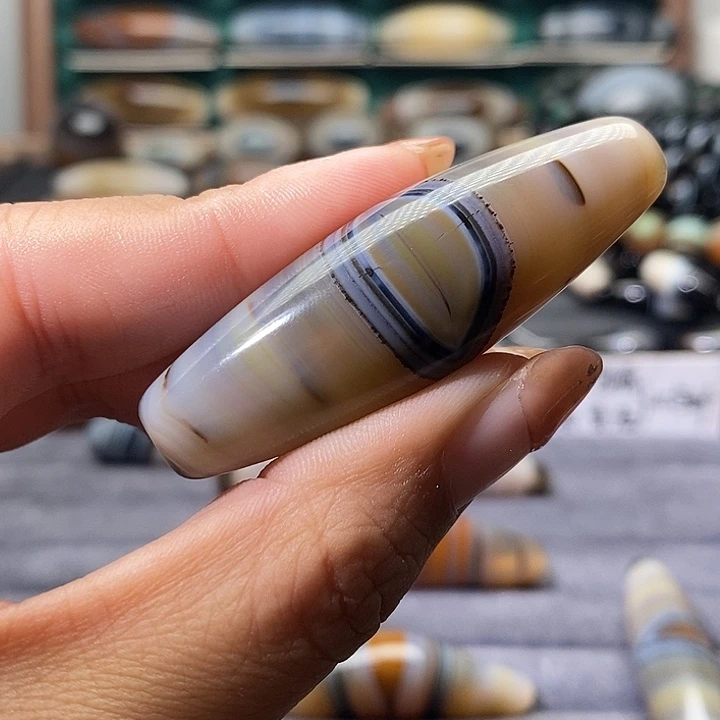 大***方玛瑙/玉髓未镶嵌吊坠(不含链)