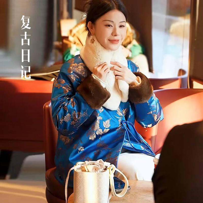 复古日记“纳兰词”桑蚕丝老缎牡丹提花交领水貂鹅绒服2EHR562