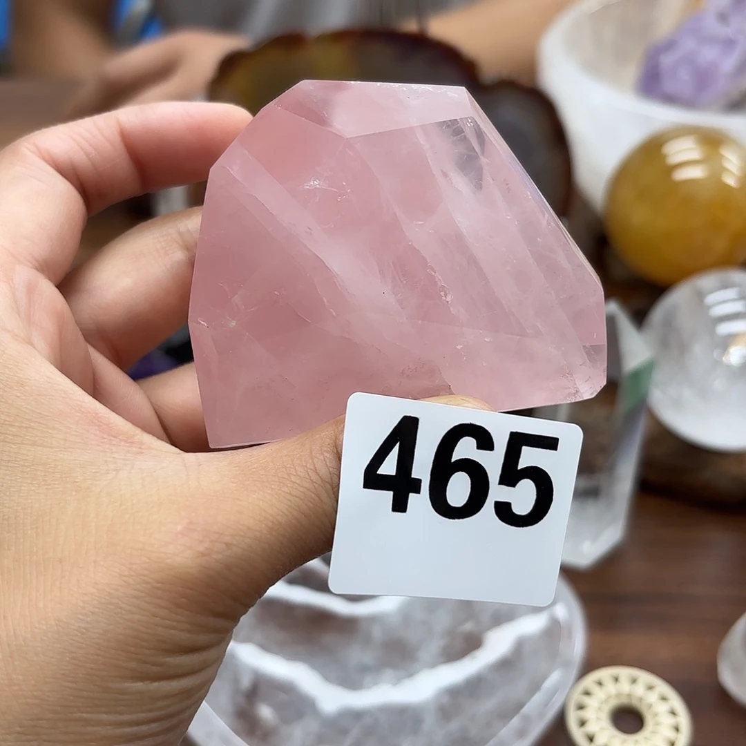 王***伟大型摆件（非配饰）水晶未镶嵌