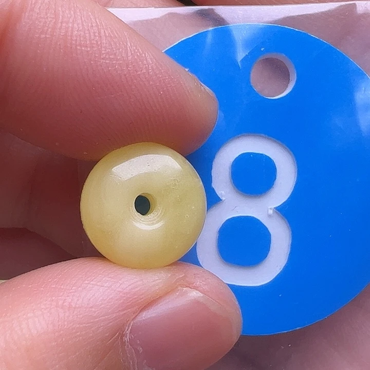 未镶嵌蜜蜡裸石11.7m m