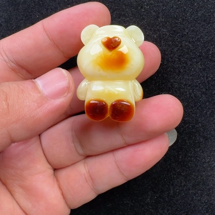 蜜蜡未镶嵌珠宝奇石