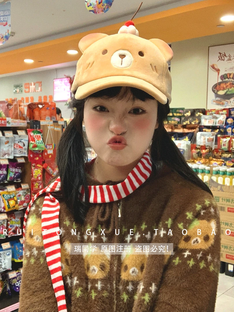 可爱樱桃冷脸萌小熊棒球帽女百搭显脸小防风鸭舌帽子2025新款秋冬