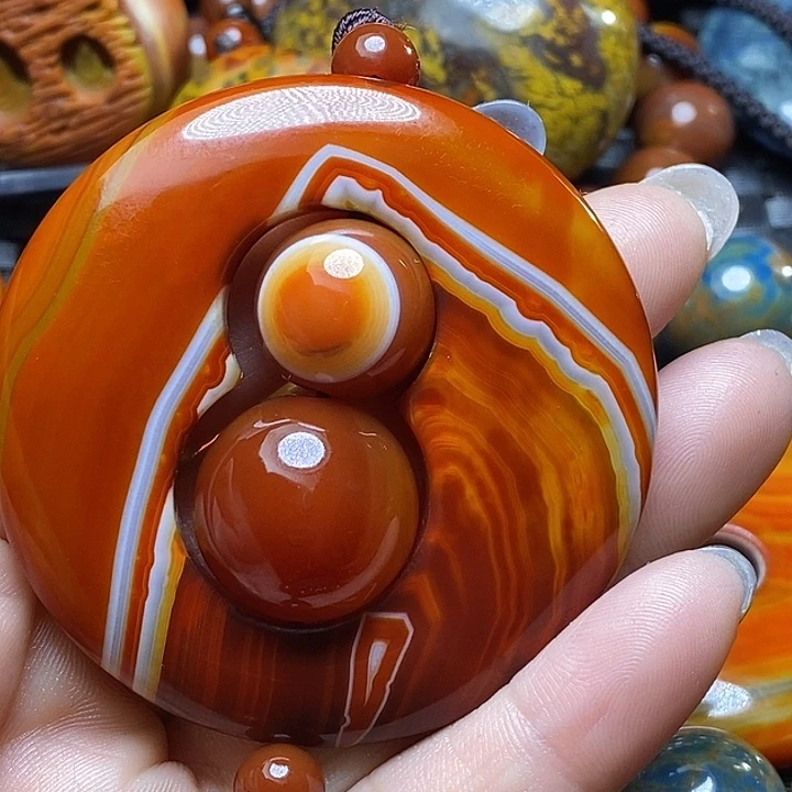 天***王玛瑙/玉髓未镶嵌颈饰