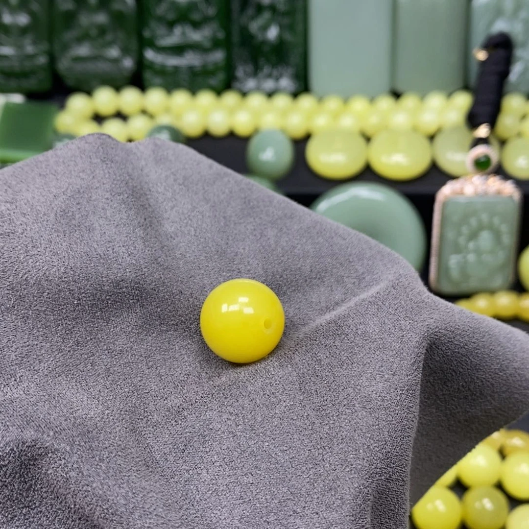 和田玉（黄玉）颈饰未镶嵌