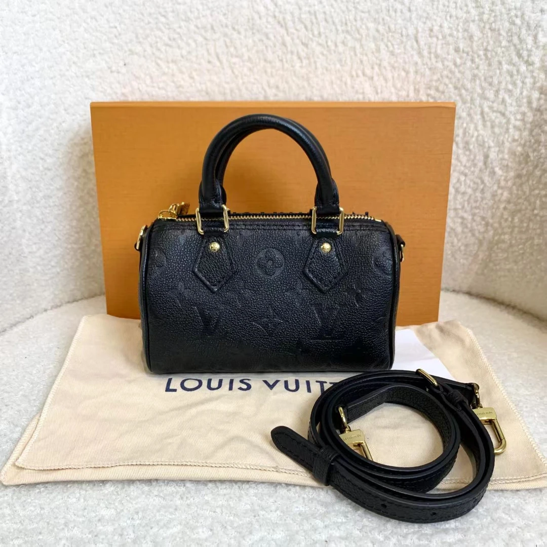 99新 LouisVuitton/路易威登 壹臻黑皮压纹speedynano包 16000887