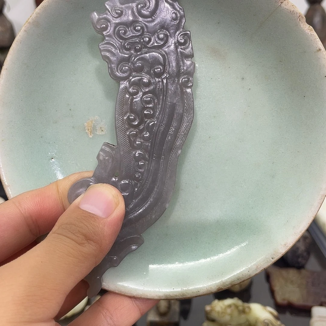 瓷片豆青釉小盘子