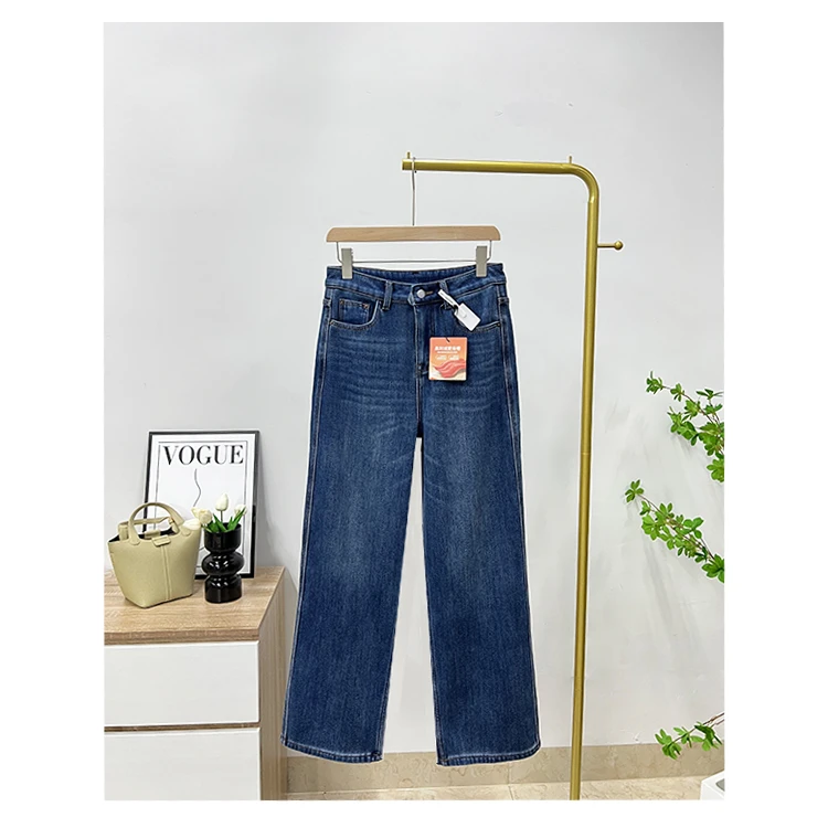 加绒加厚牛仔阔腿裤女士简约显瘦舒适弹力窄版直筒长裤搭配毛衣冬
