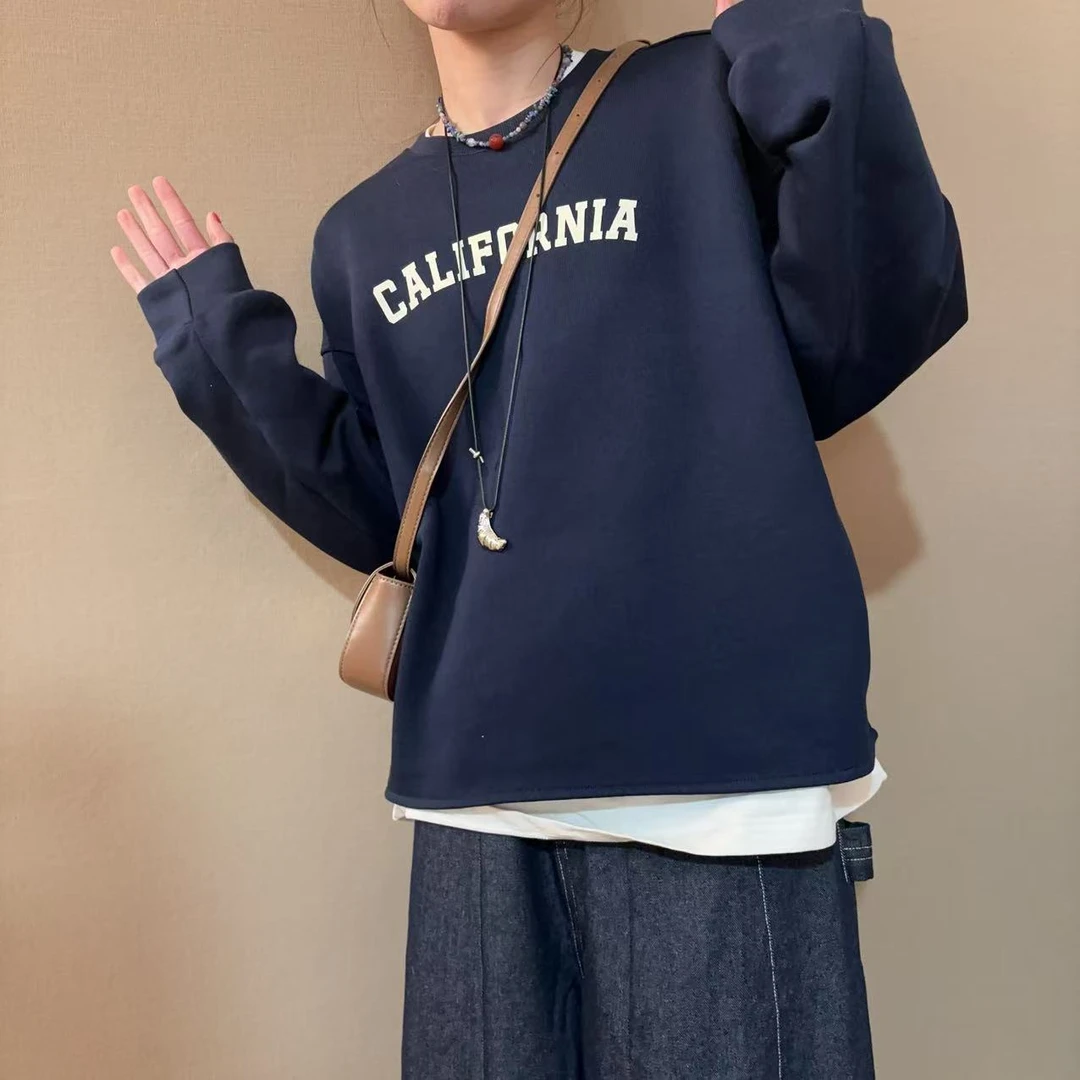 少年感极简字母卫衣