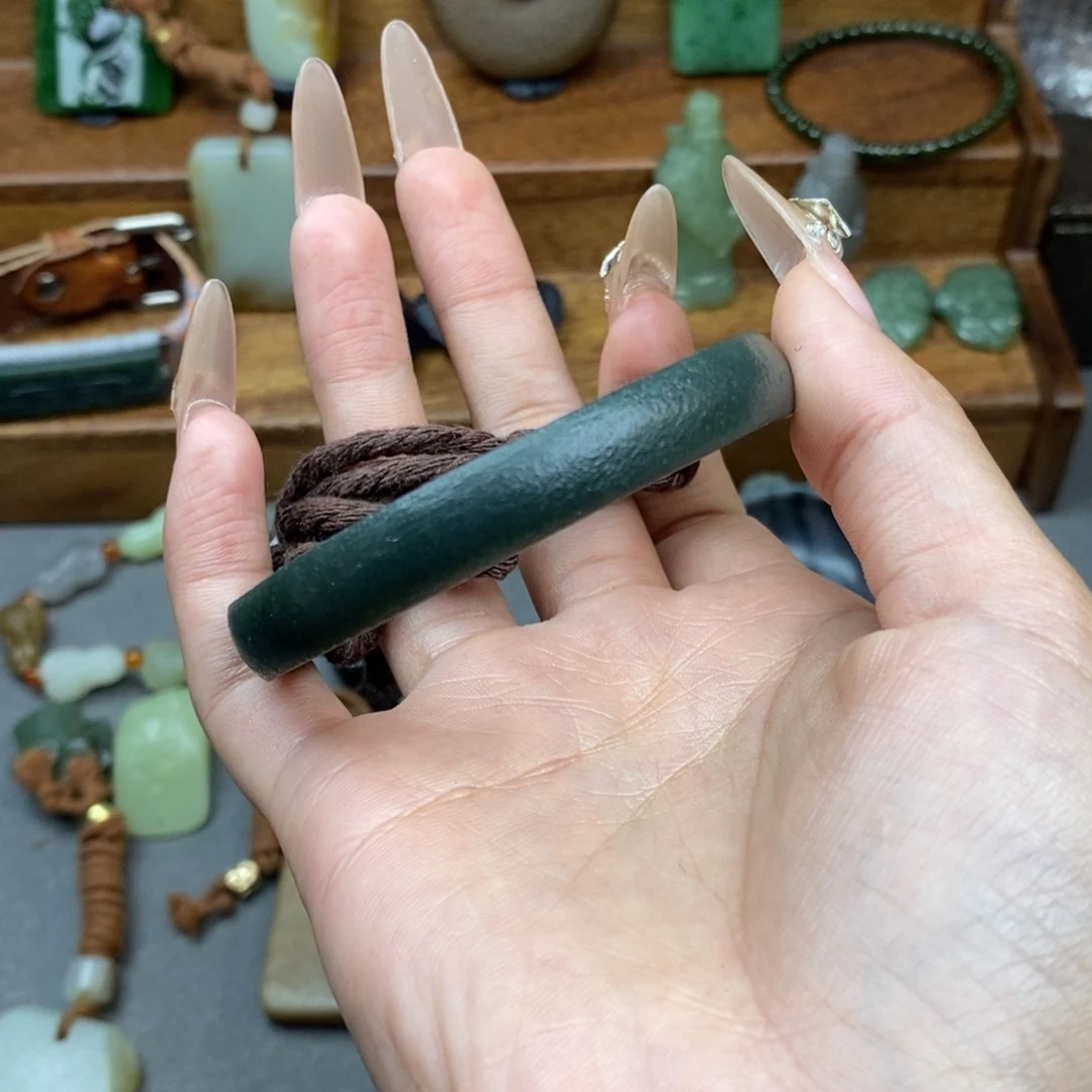 和田玉颈饰未镶嵌?*紫