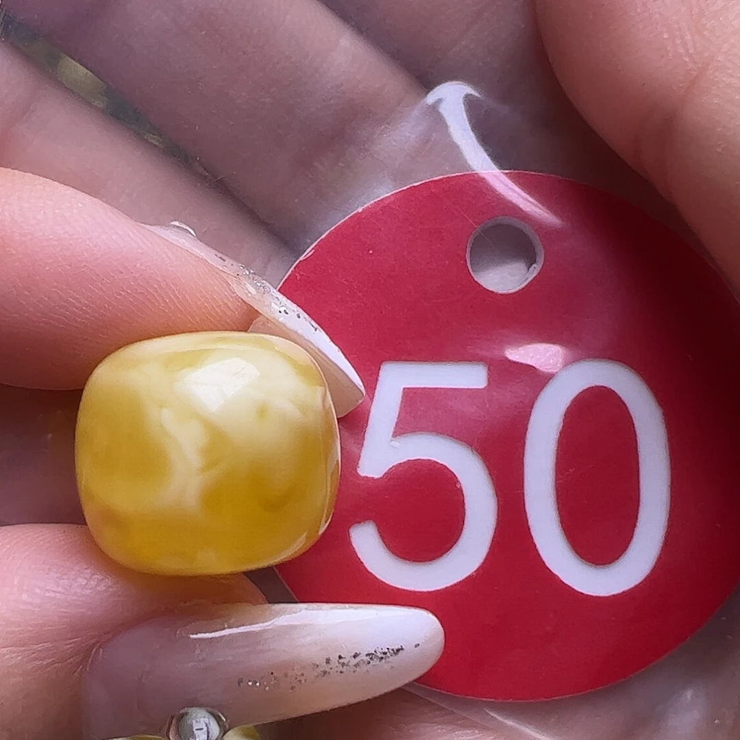 未镶嵌蜜蜡裸石微瑕15mm老型