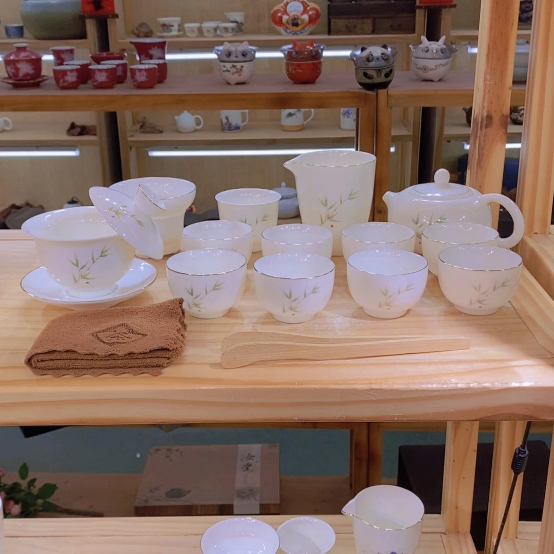 不止中国白羊脂玉瓷