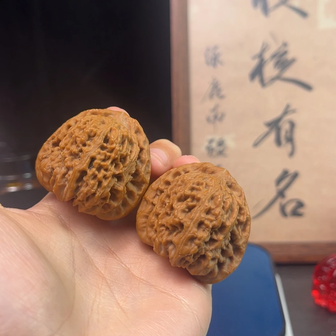 j***8吊坠文玩核桃南疆