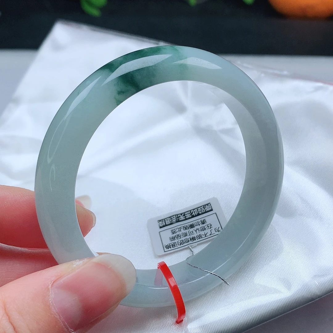 翡翠手镯未镶嵌54/55圈