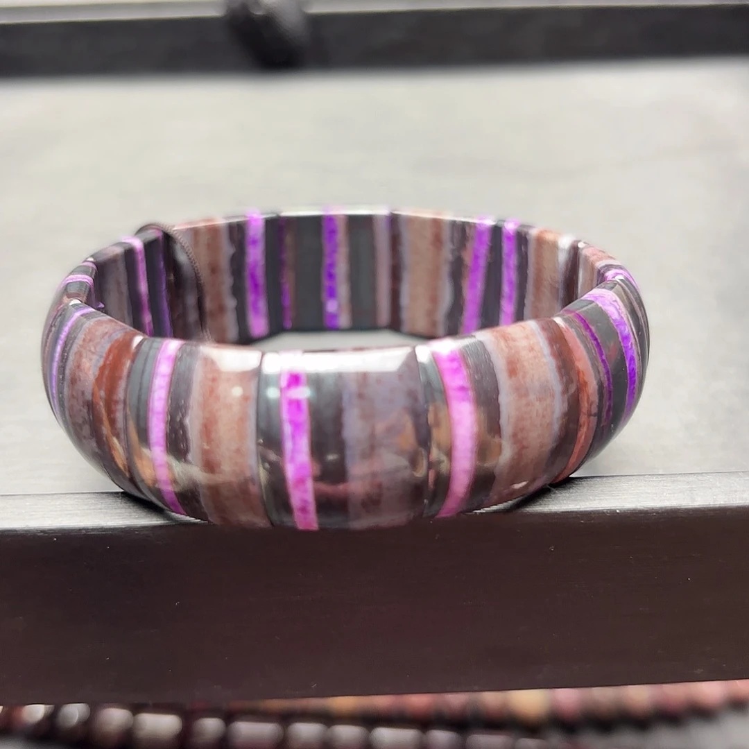 苏纪石（舒俱来）未镶嵌稀有一线天粉紫流光轮胎手牌