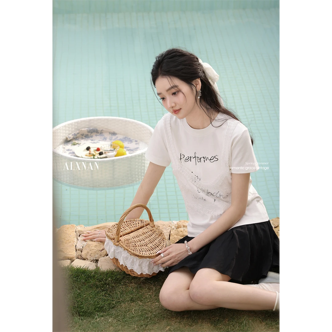 鹿向南「粉丝福利」新款米白色蕾丝拼接短袖t恤夏季设计感小众上衣