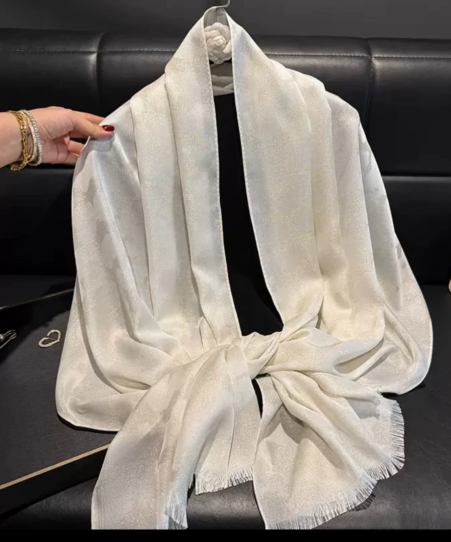 新款夏季丝巾女仿真丝印花长巾