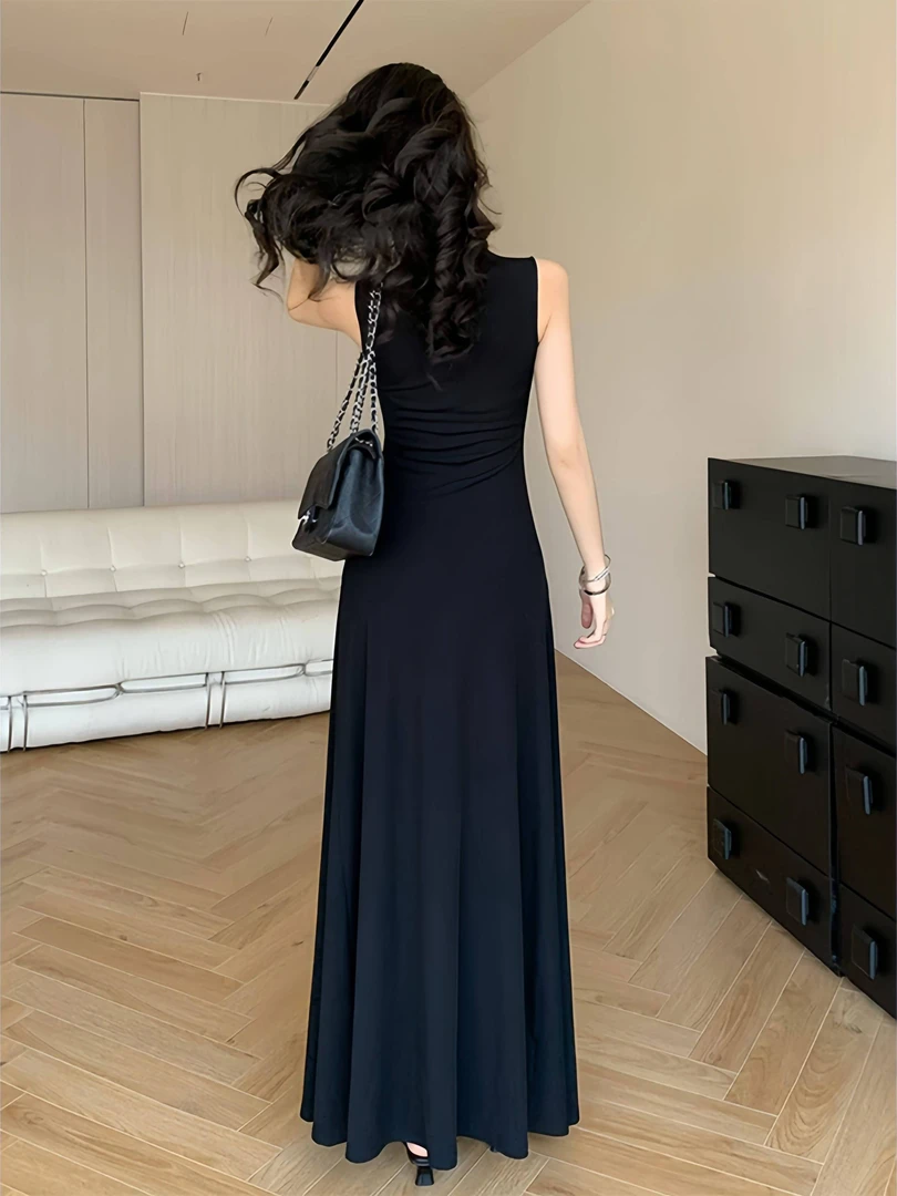 法式气质优雅半高领无袖连衣裙女夏季新款高级感收腰显瘦垂感长裙