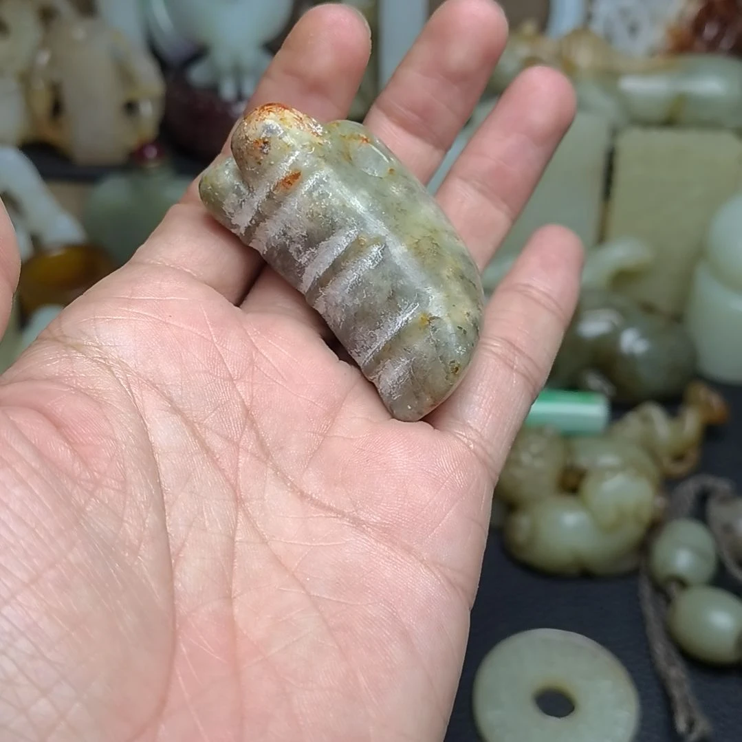 和田玉（糖玉）未镶嵌颈饰