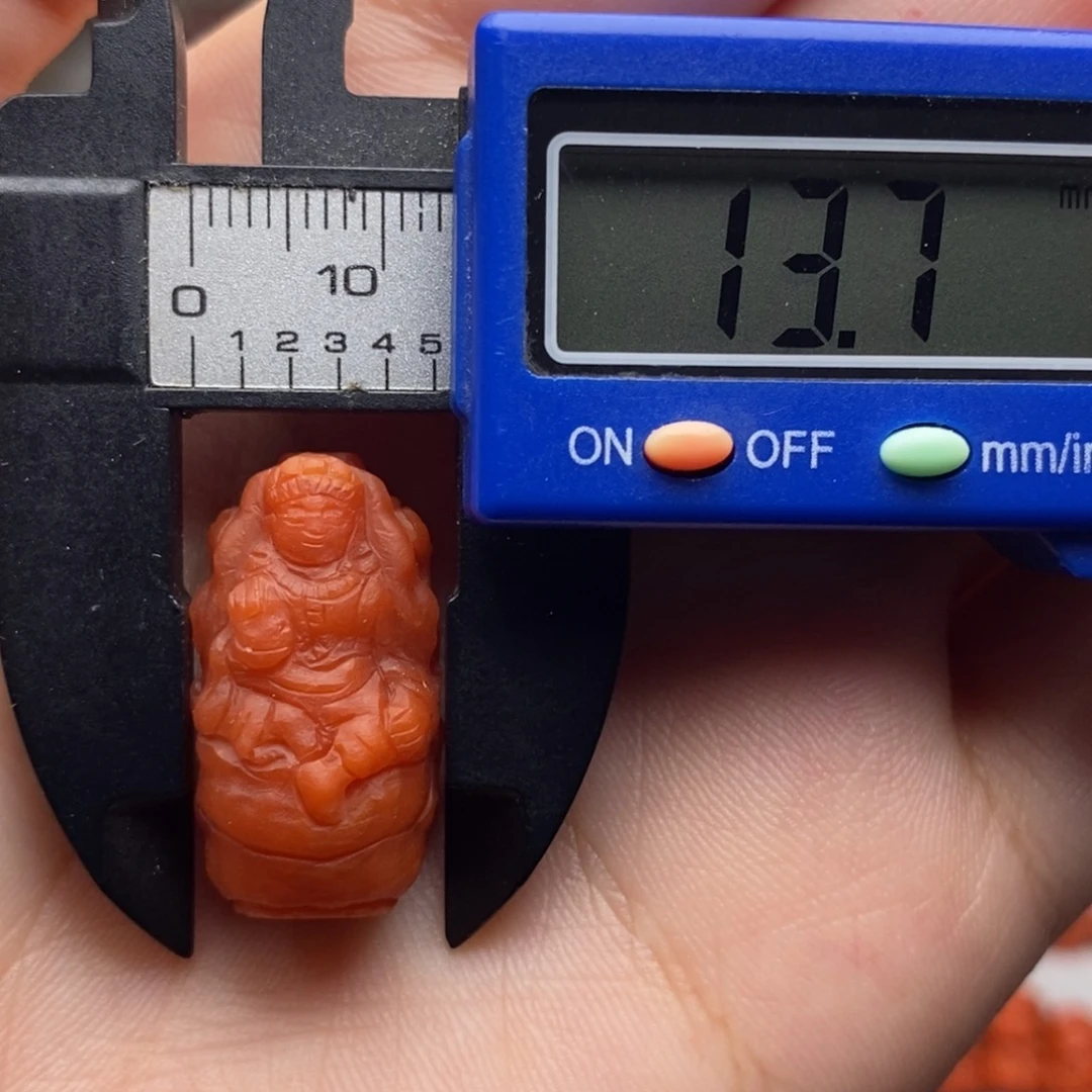 南红玛瑙配饰未镶嵌普贤 有矿点瑕疵