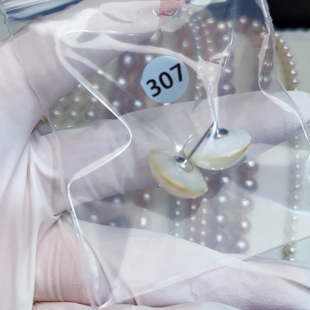 婷***婷耳饰银S925镶嵌淡水珍珠