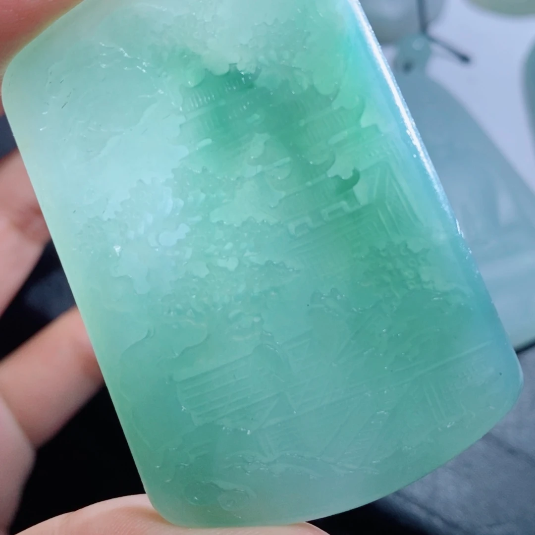 定制翡翠未镶嵌毛货翡翠挂件